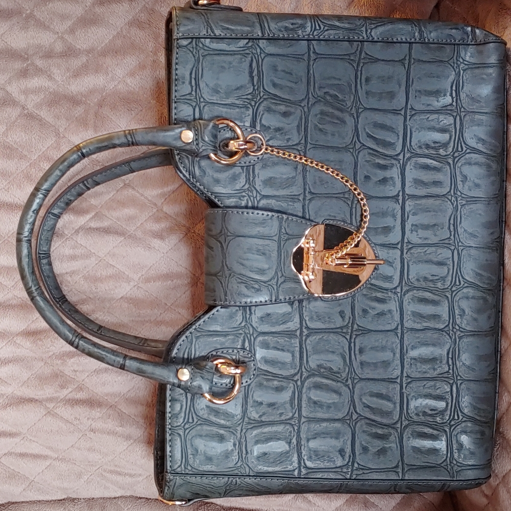 Gray Gator skin look purse. New, never been used.